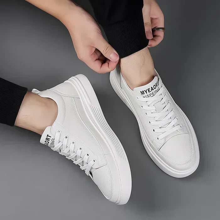 Leganz - Lässige Leder-Sneaker im flachen Sportstil