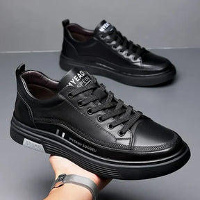 Leganz - Lässige Leder-Sneaker im flachen Sportstil