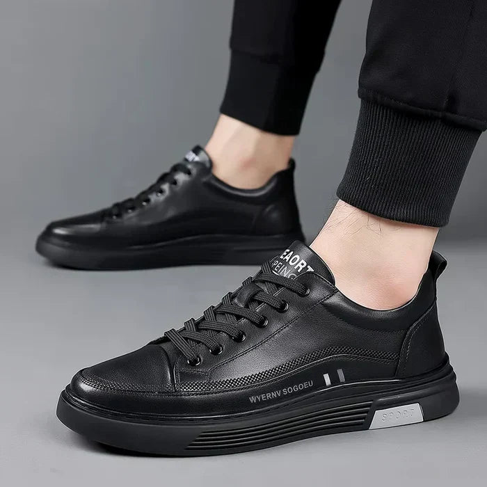 Leganz - Lässige Leder-Sneaker im flachen Sportstil