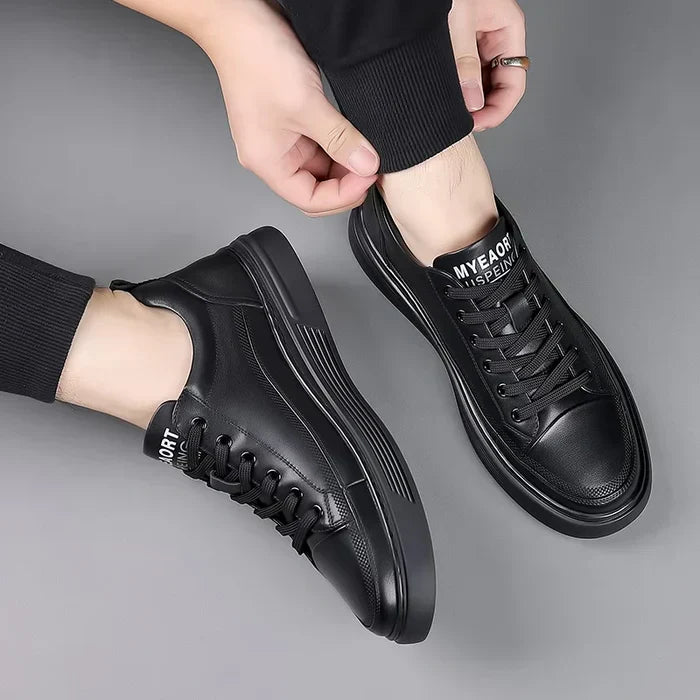 Leganz - Lässige Leder-Sneaker im flachen Sportstil